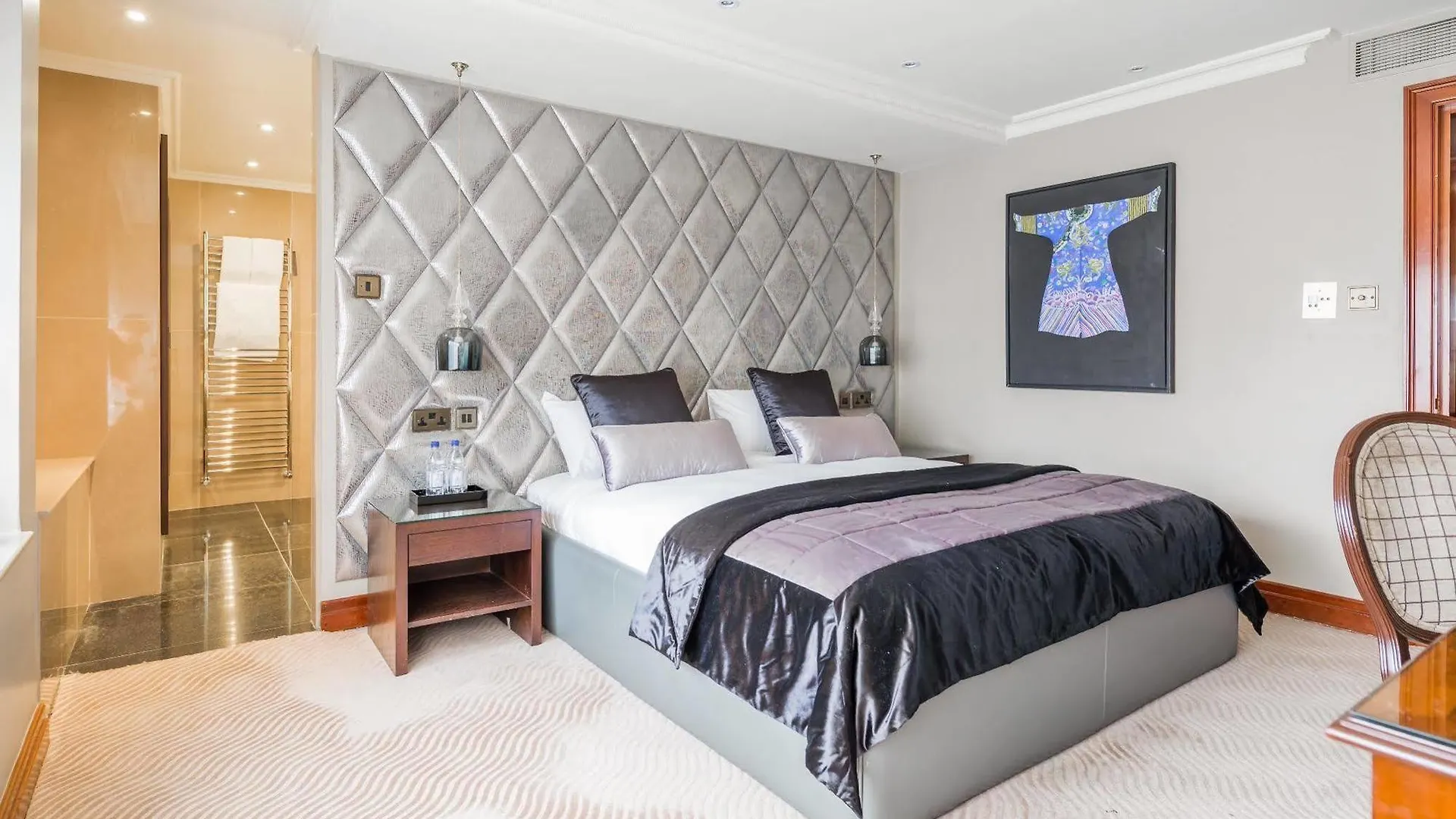 Radisson Blu Hotel, London Heathrow Χίλινγκτον 4*,